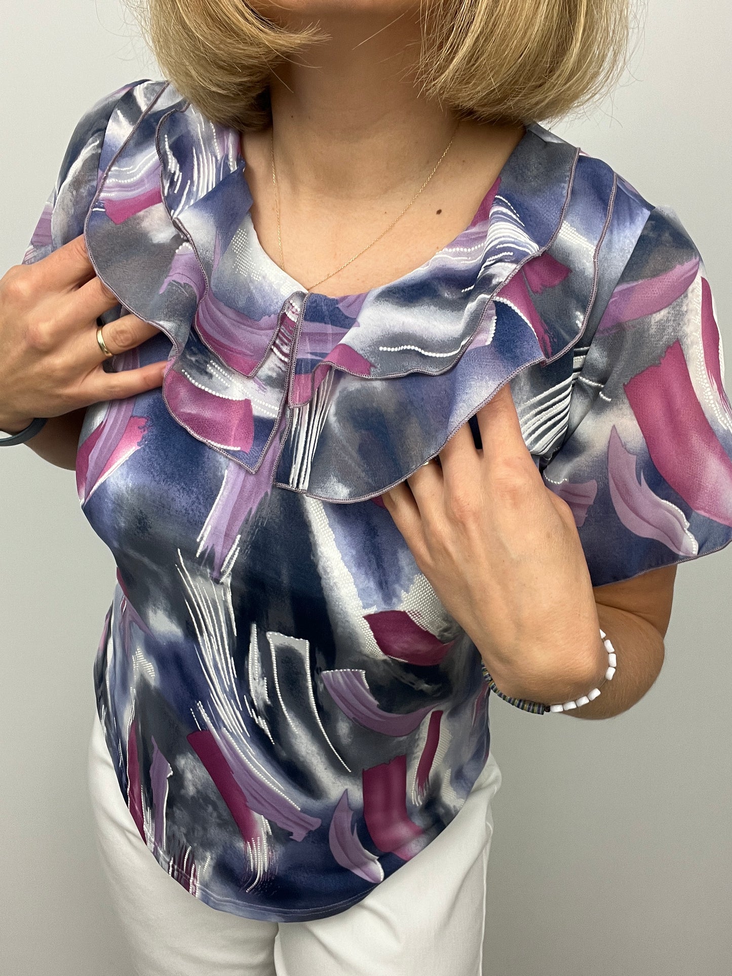 PAULINE Double ruffle round neck top with short sleeve