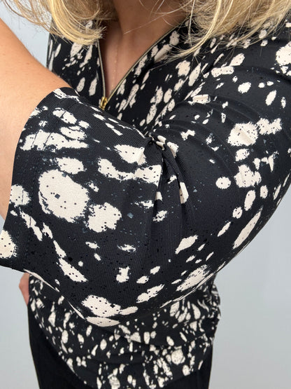 LILY animal print 3/4 sleeve zip top