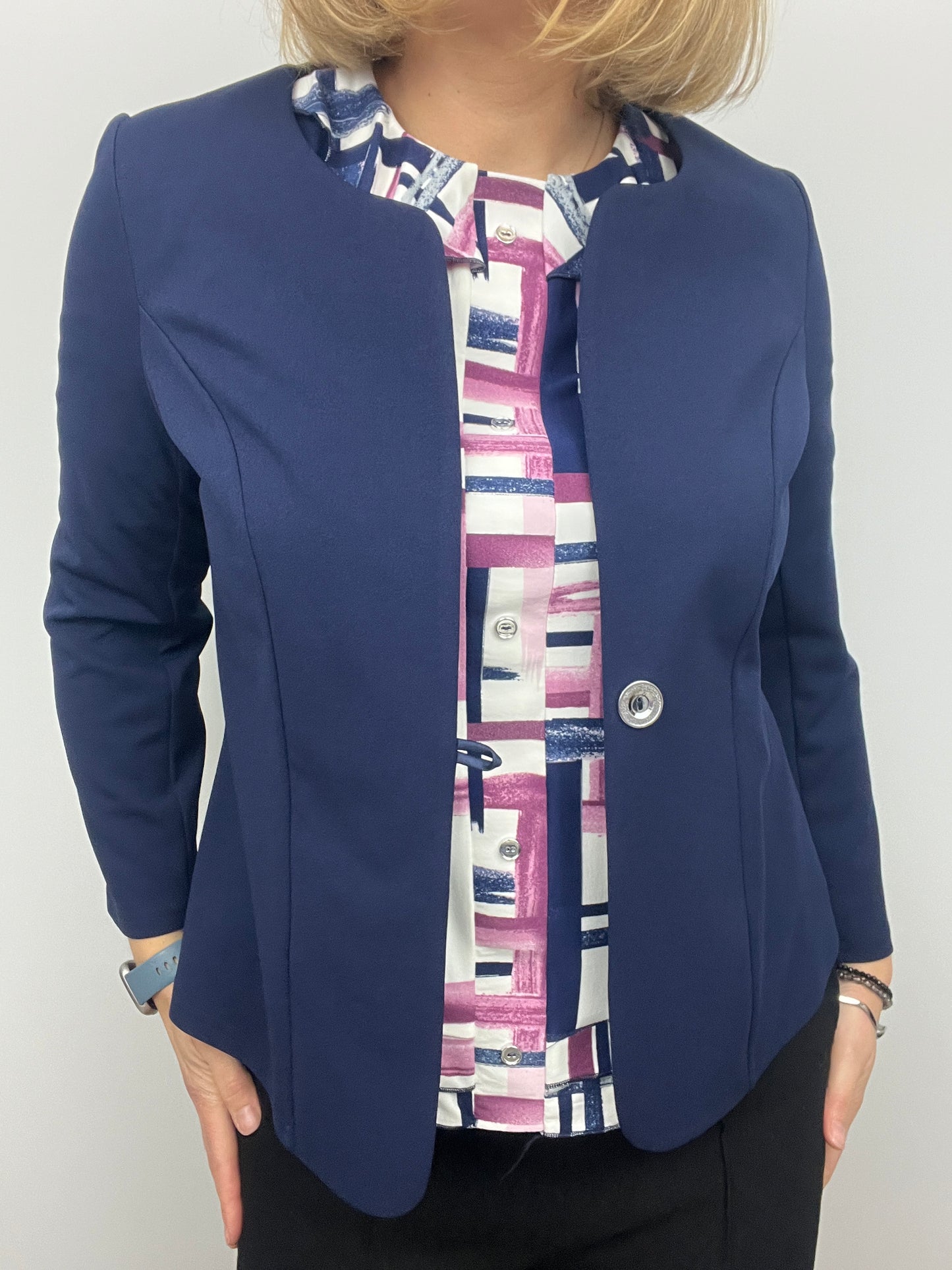 Navy One-button fabric jacket