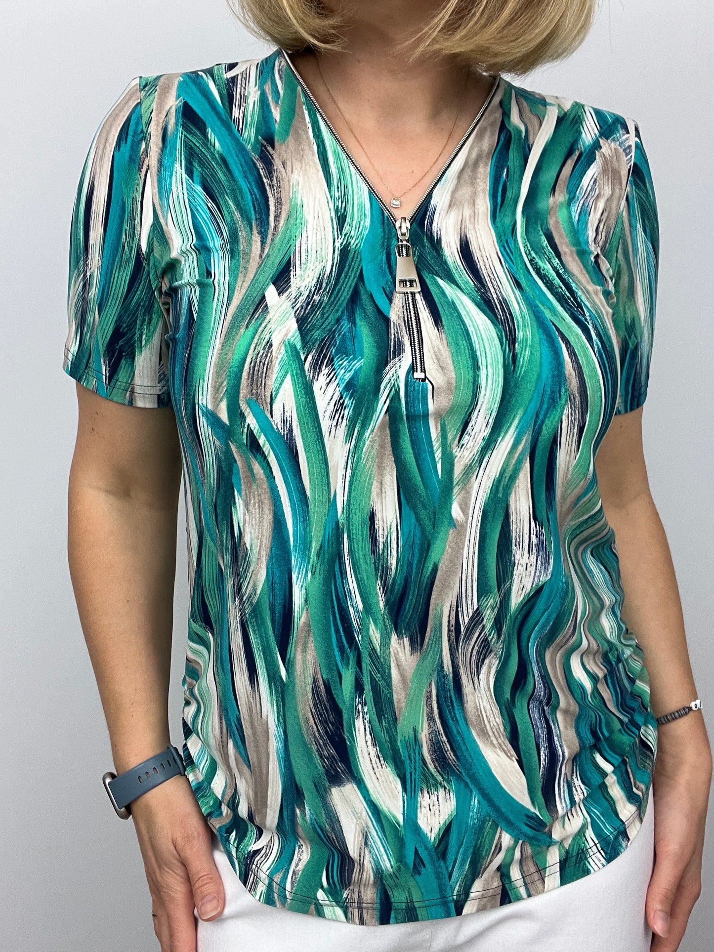 VALERIE short sleeve zip top