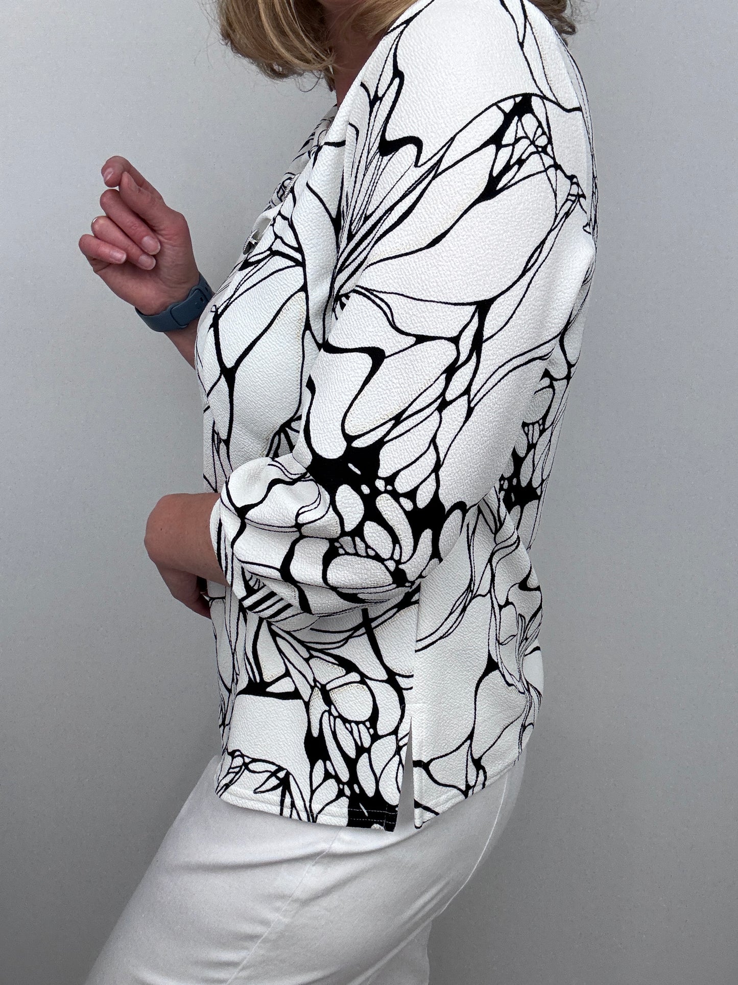 AVRIL top with pleated neckline