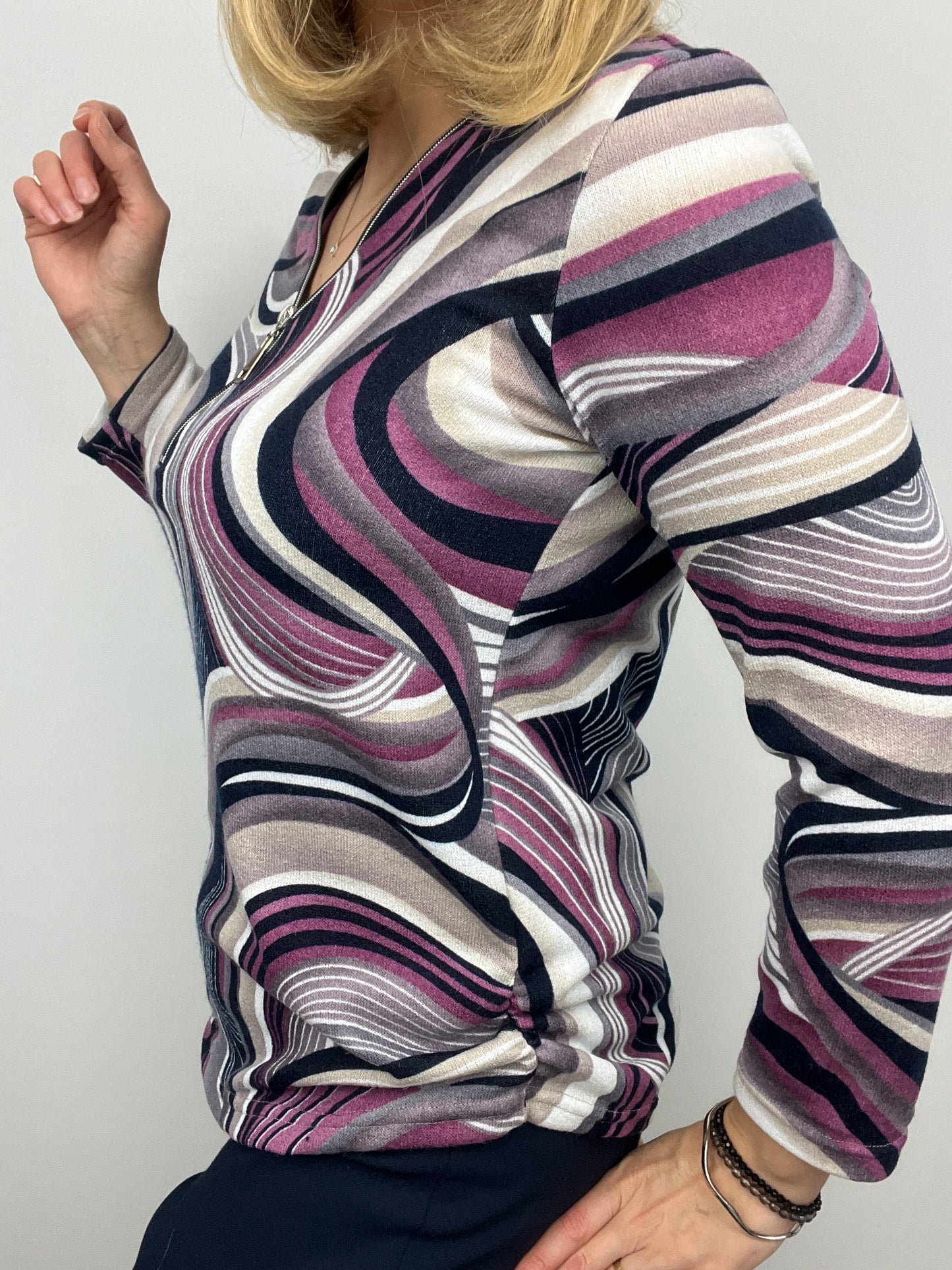 LAVENDER fine knit zip top sizes 12-26