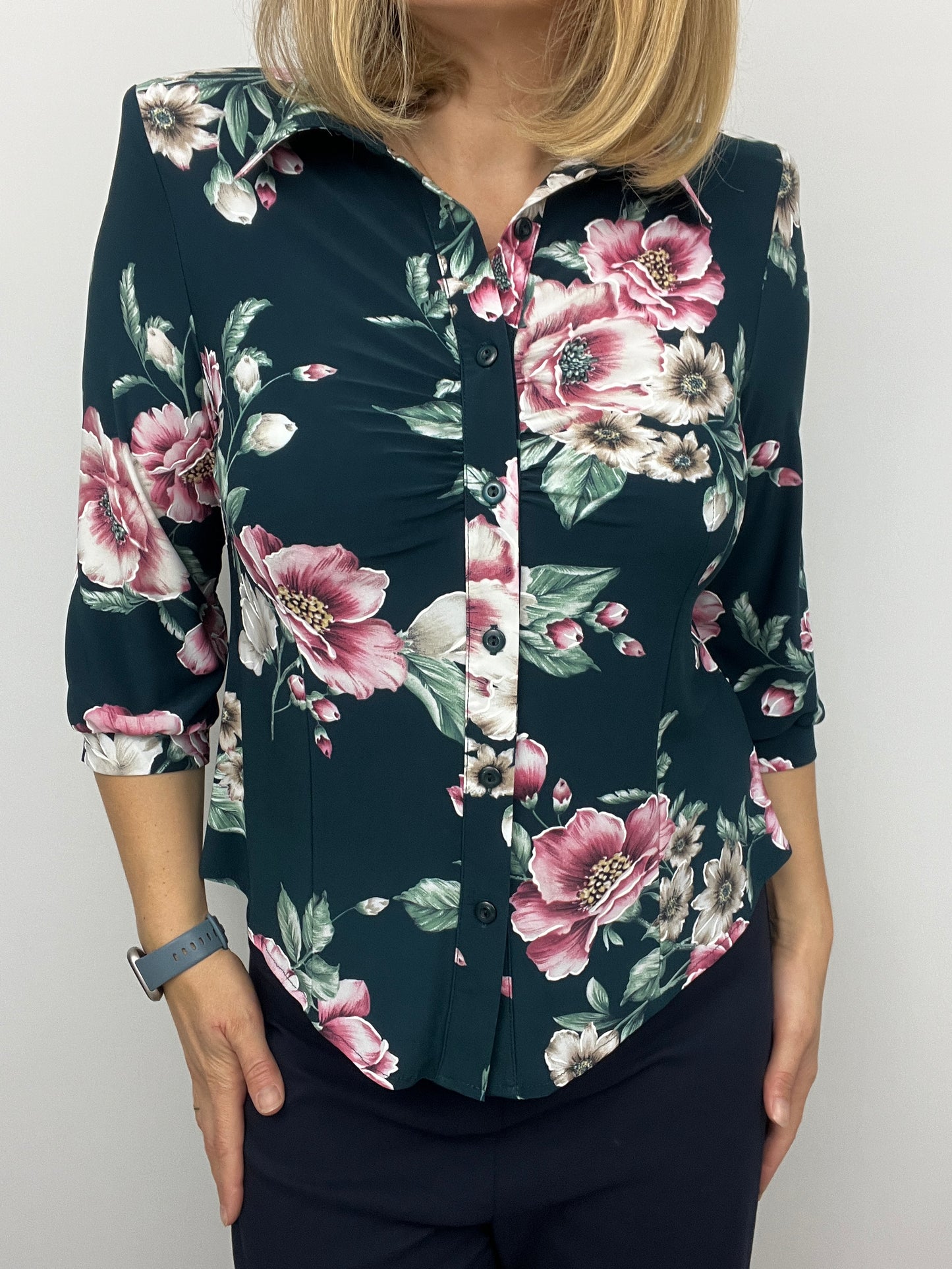 RITA green button down blouse