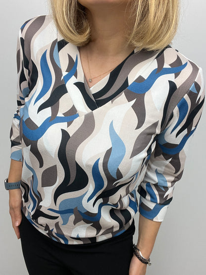AGATHA v-neck transitioning top