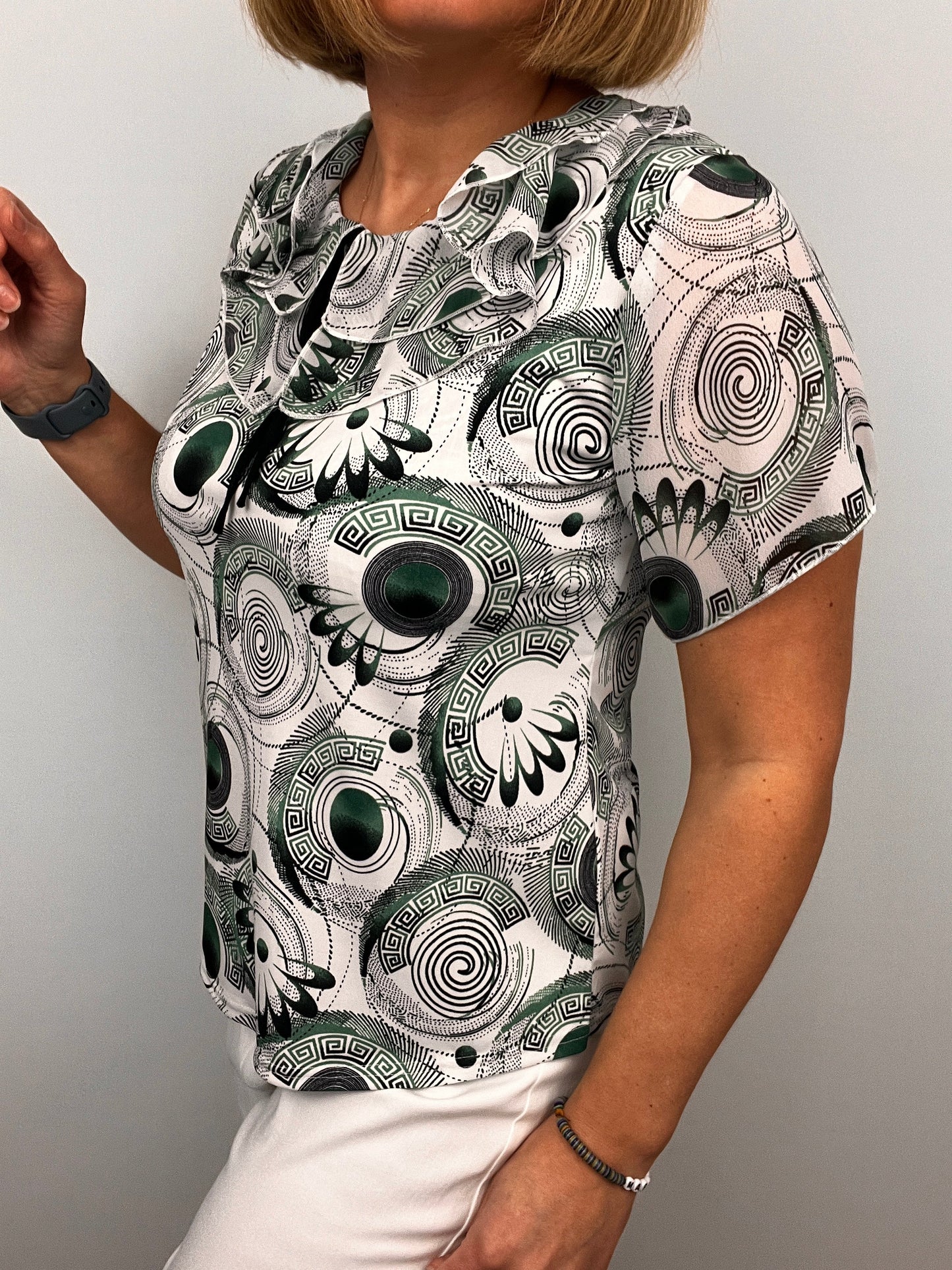 ELLA GRACE Double ruffle round neck top with short sleeve