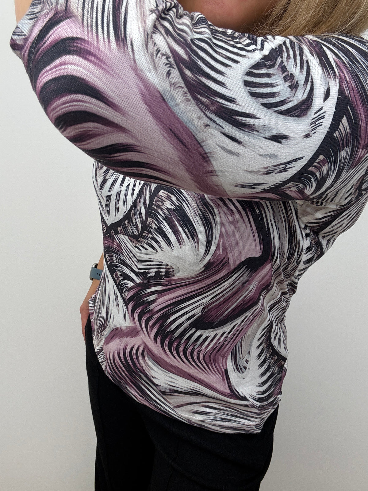 DREW fine knit style top