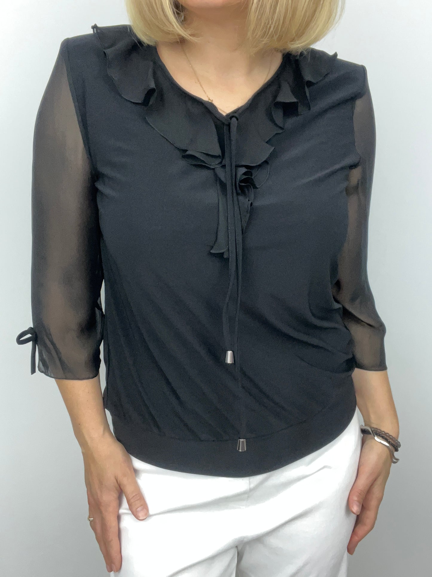 Nora ruffle top black