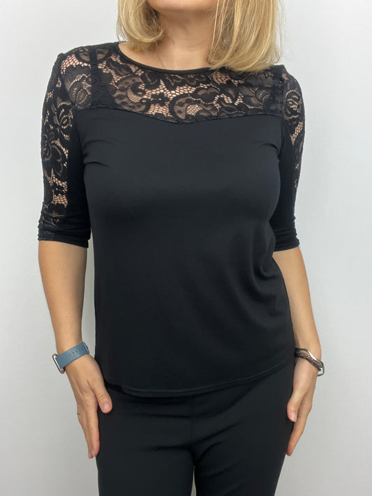 CHANTELLE black top with lace panel