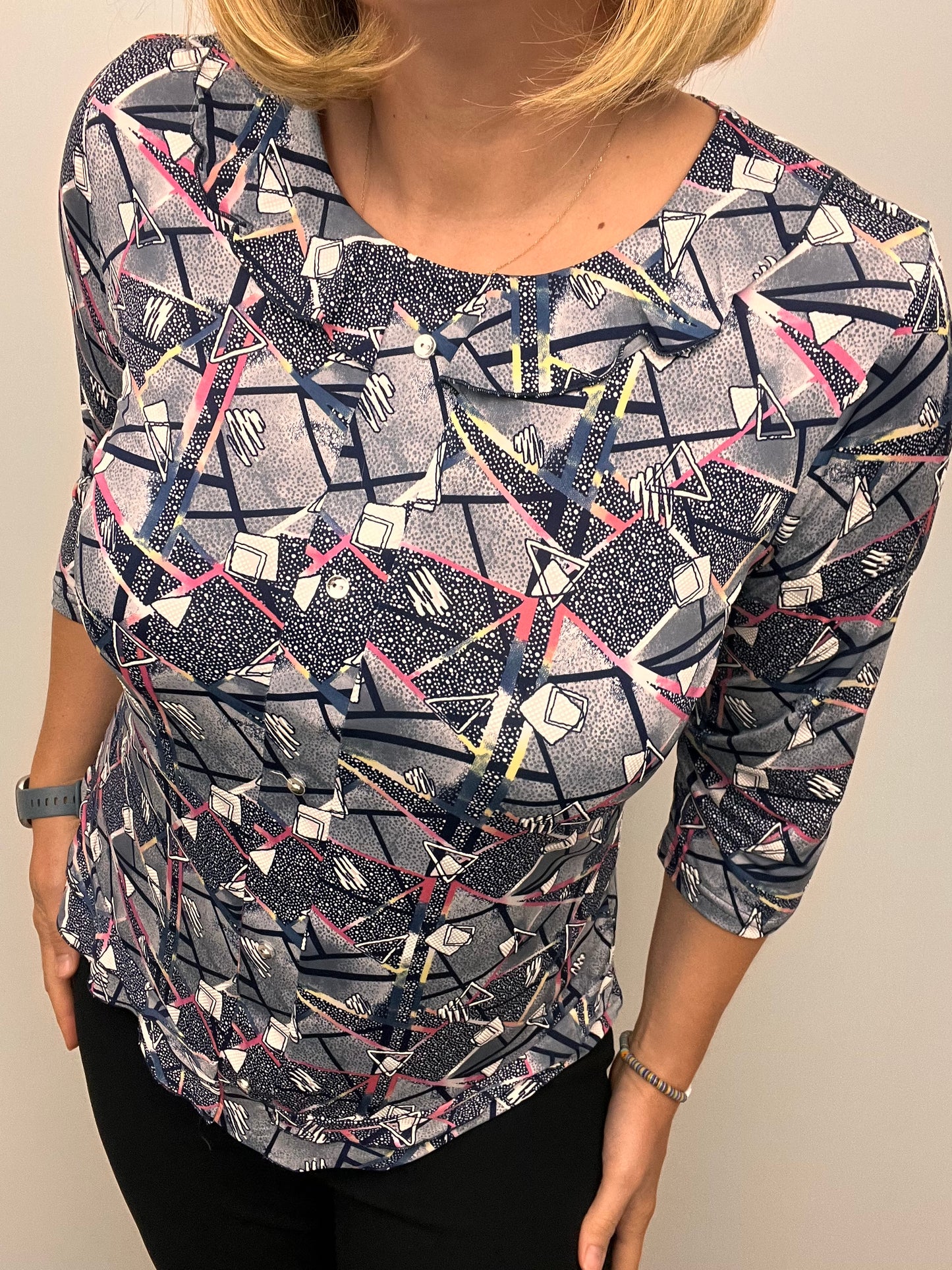 BETTY top with single frill neckline