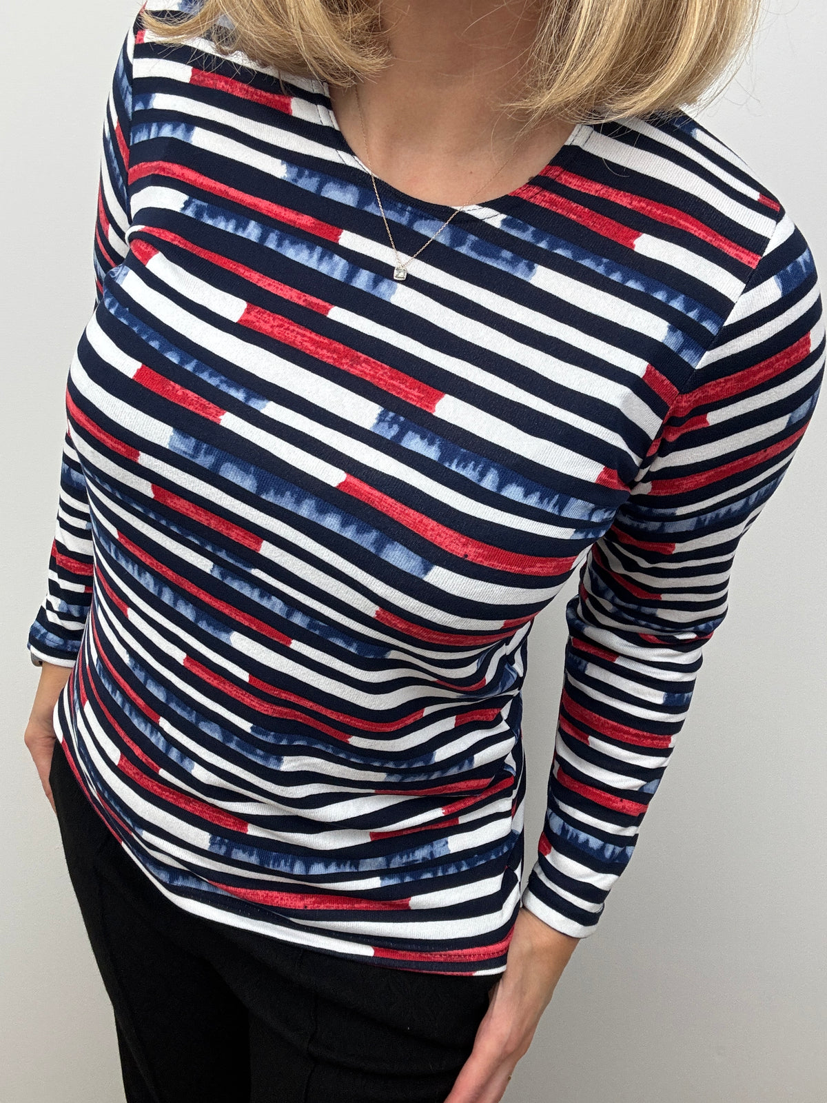 MARIA fine knit style top