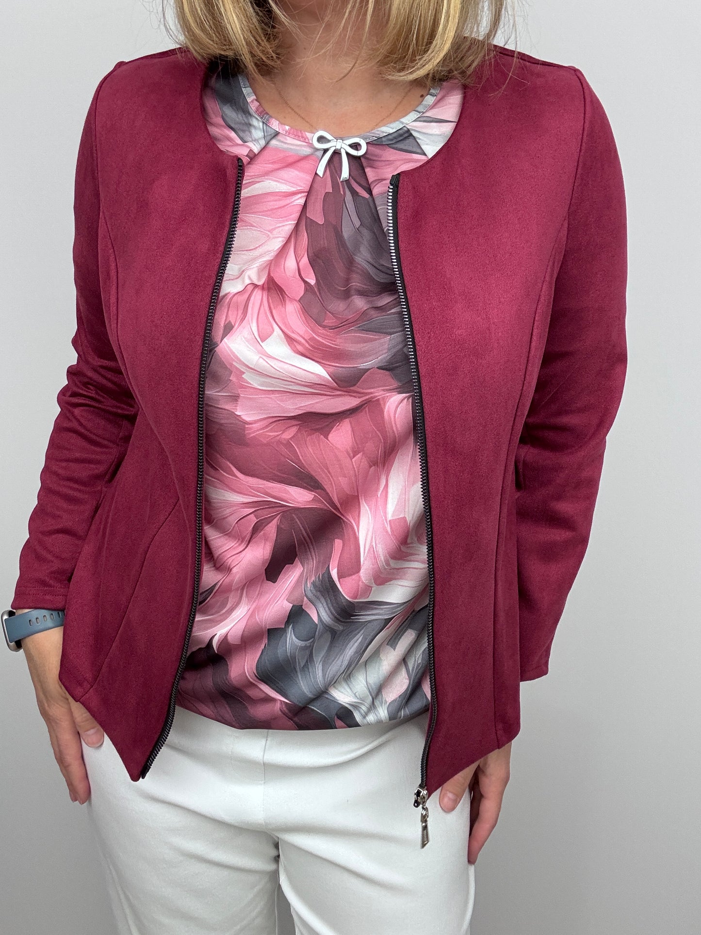 LARA top with gently elasticated hem
