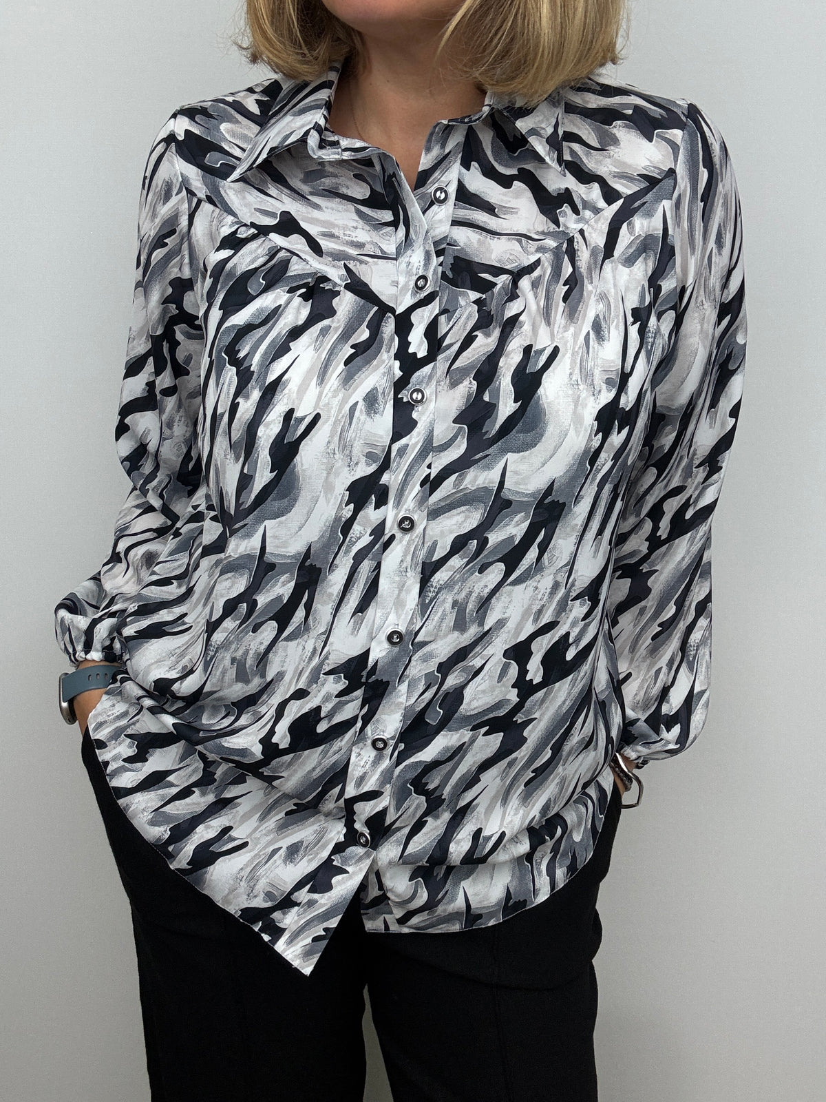 TINA blouse with collar