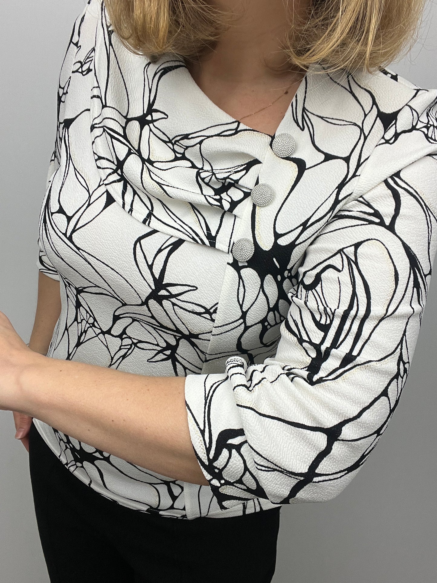 AVRIL top with pleated neckline