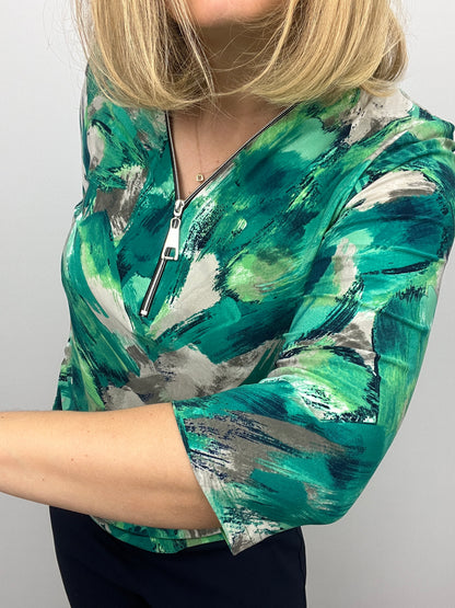 JENNIFER 3/4 sleeve zip top