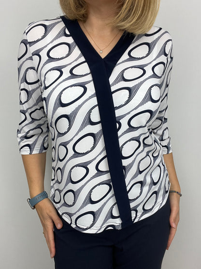 GABRIELLE v-neck top