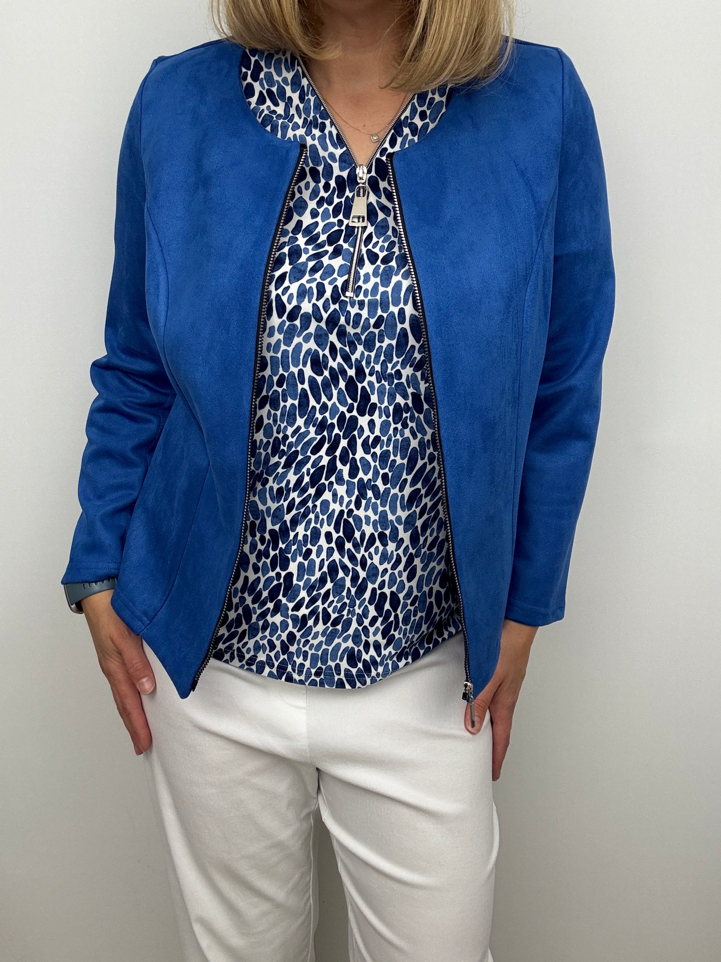 ASTRA short sleeve zip top