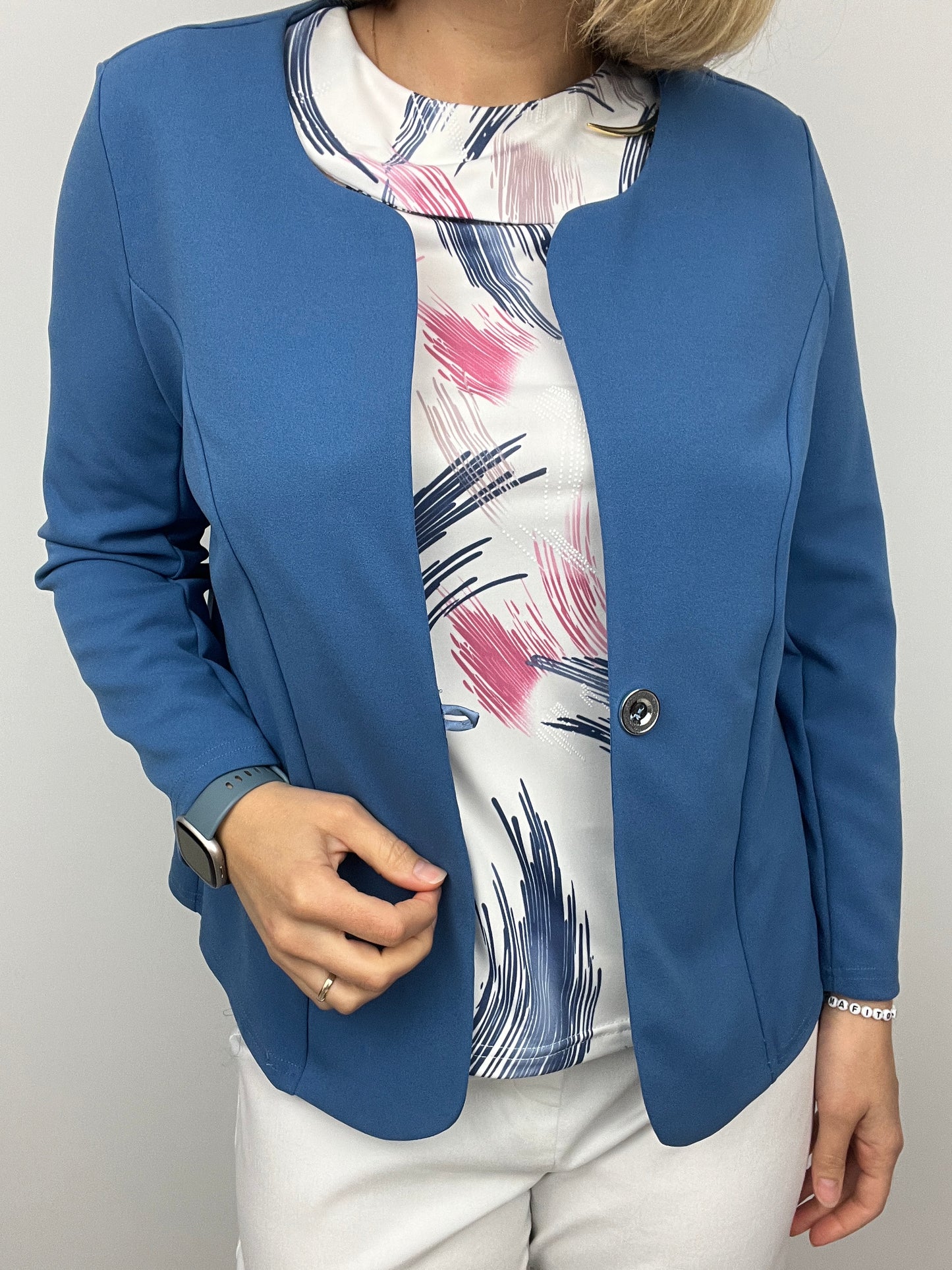 Denim blue One-button fabric jacket