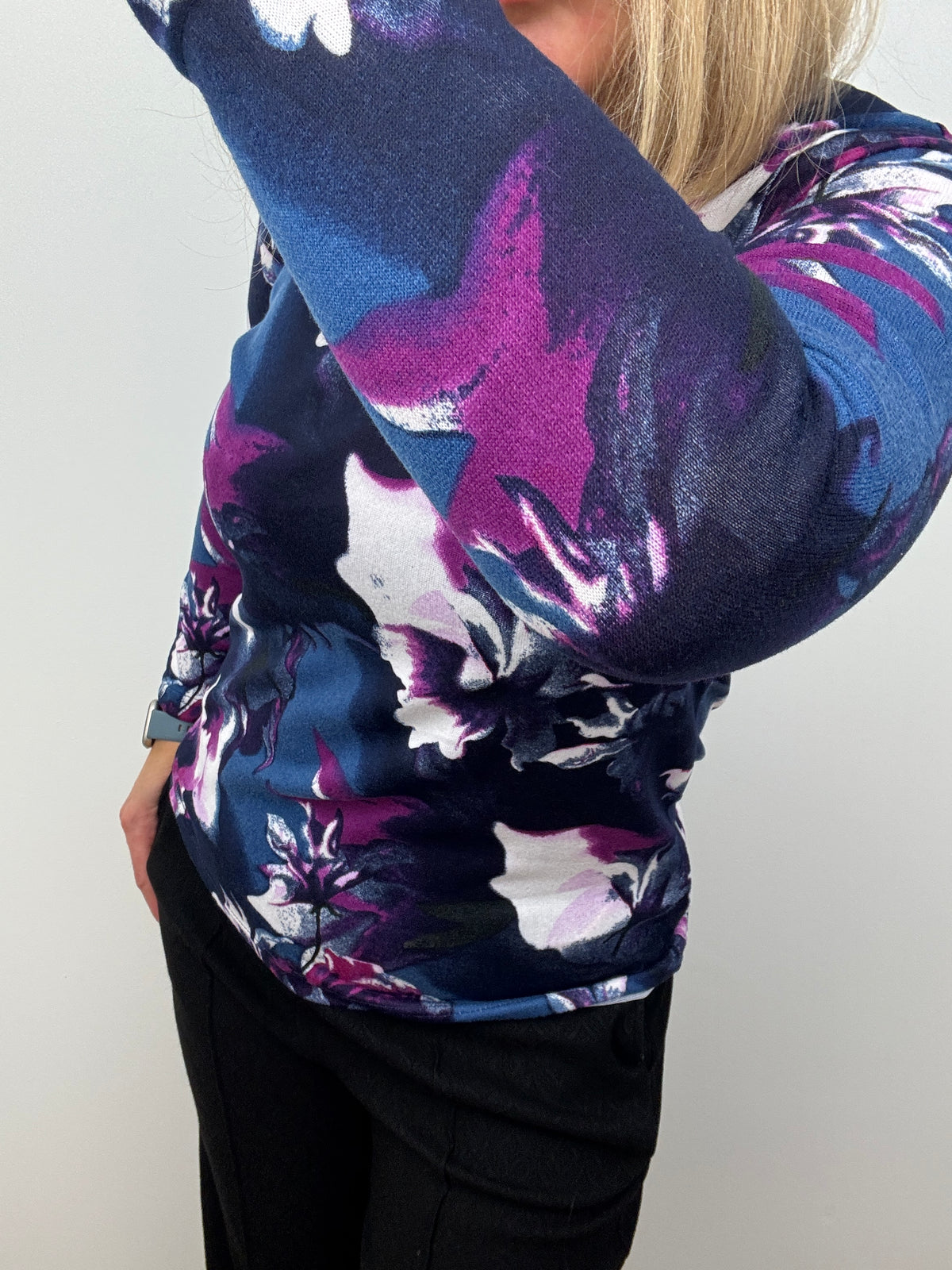 UNA fine knit style top