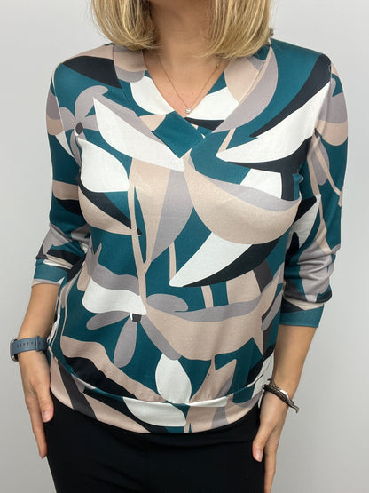 ASHLEY v-neck transitioning top