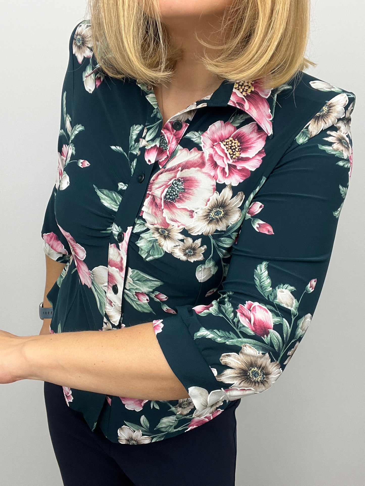 RITA green button down blouse