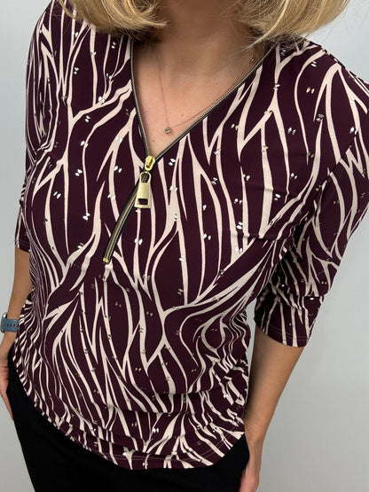 MONICA burgundy 3/4 sleeve zip top