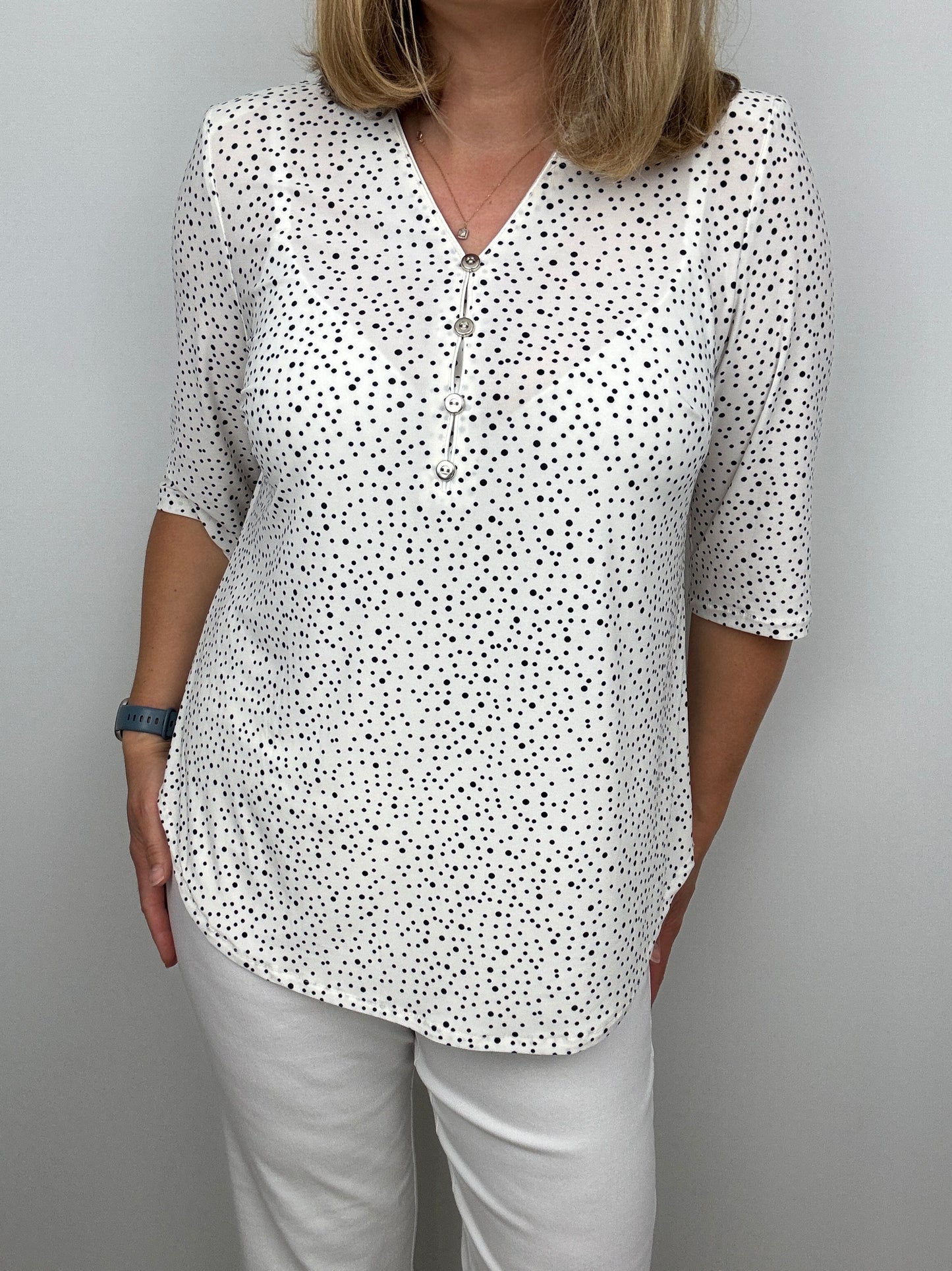 PAULA button-detail V-neck top