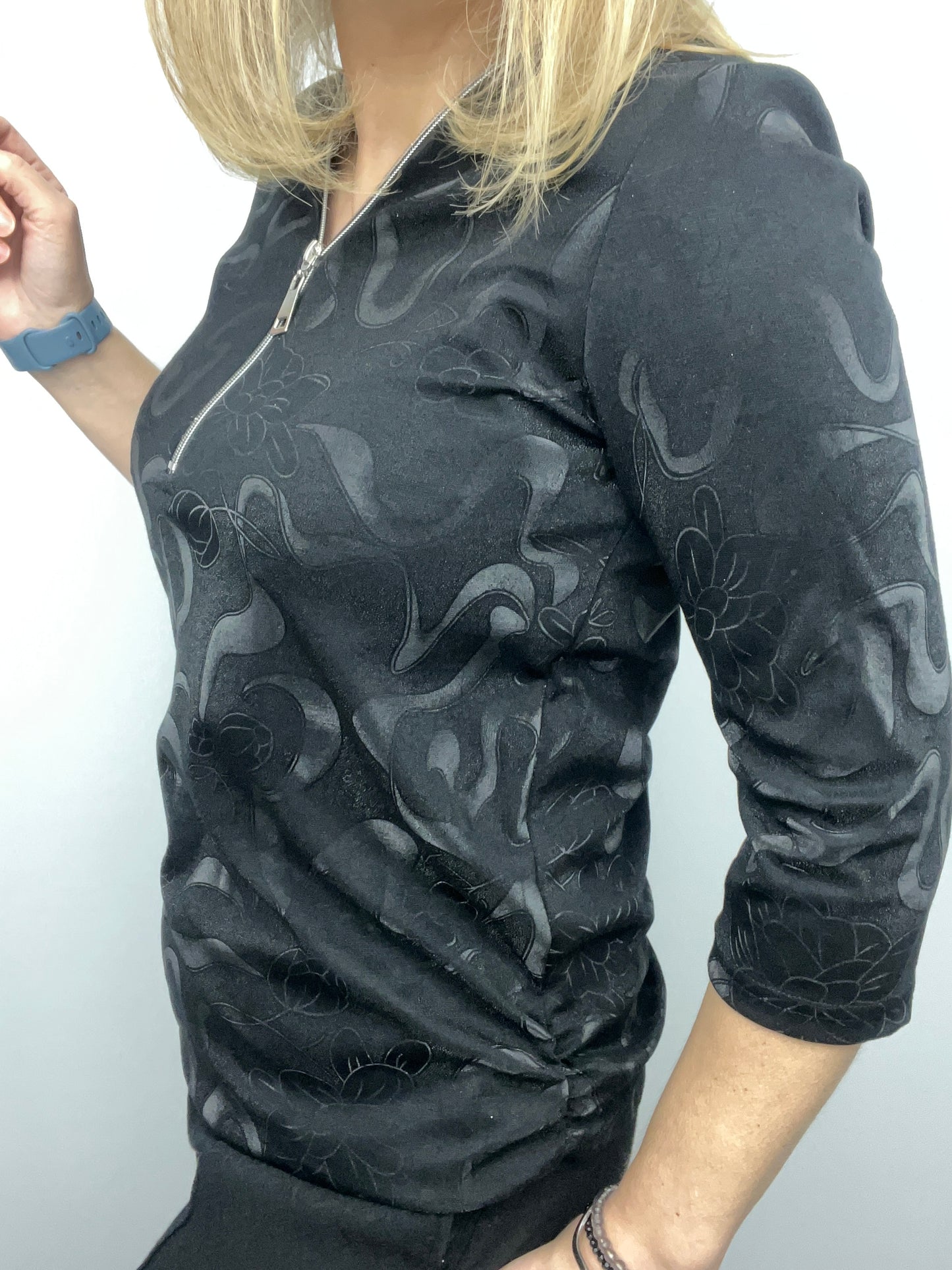 BERNIE 3/4 sleeve zip top