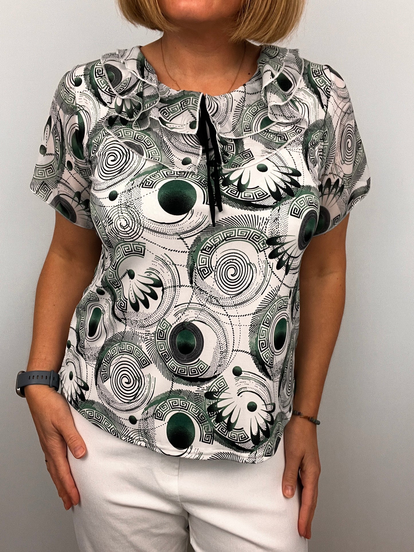 ELLA GRACE Double ruffle round neck top with short sleeve