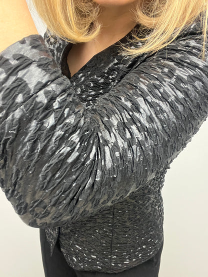 KATHLEEN black textured button down collarless blouse