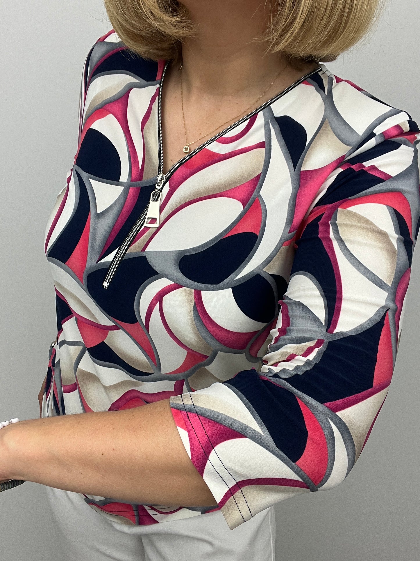 KARLA 3/4 sleeve zip top