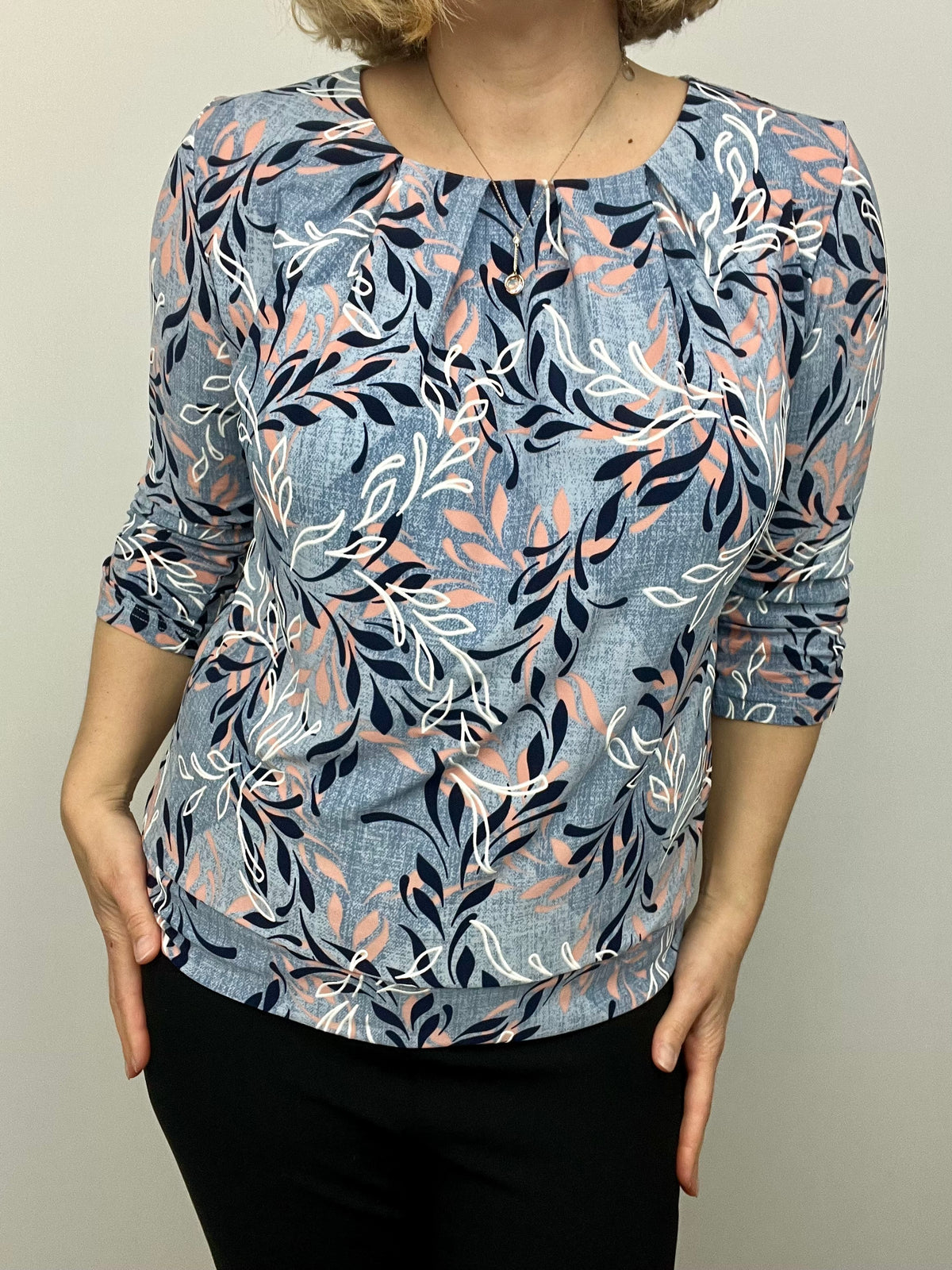 SHARON relaxed fit top with wide band hem