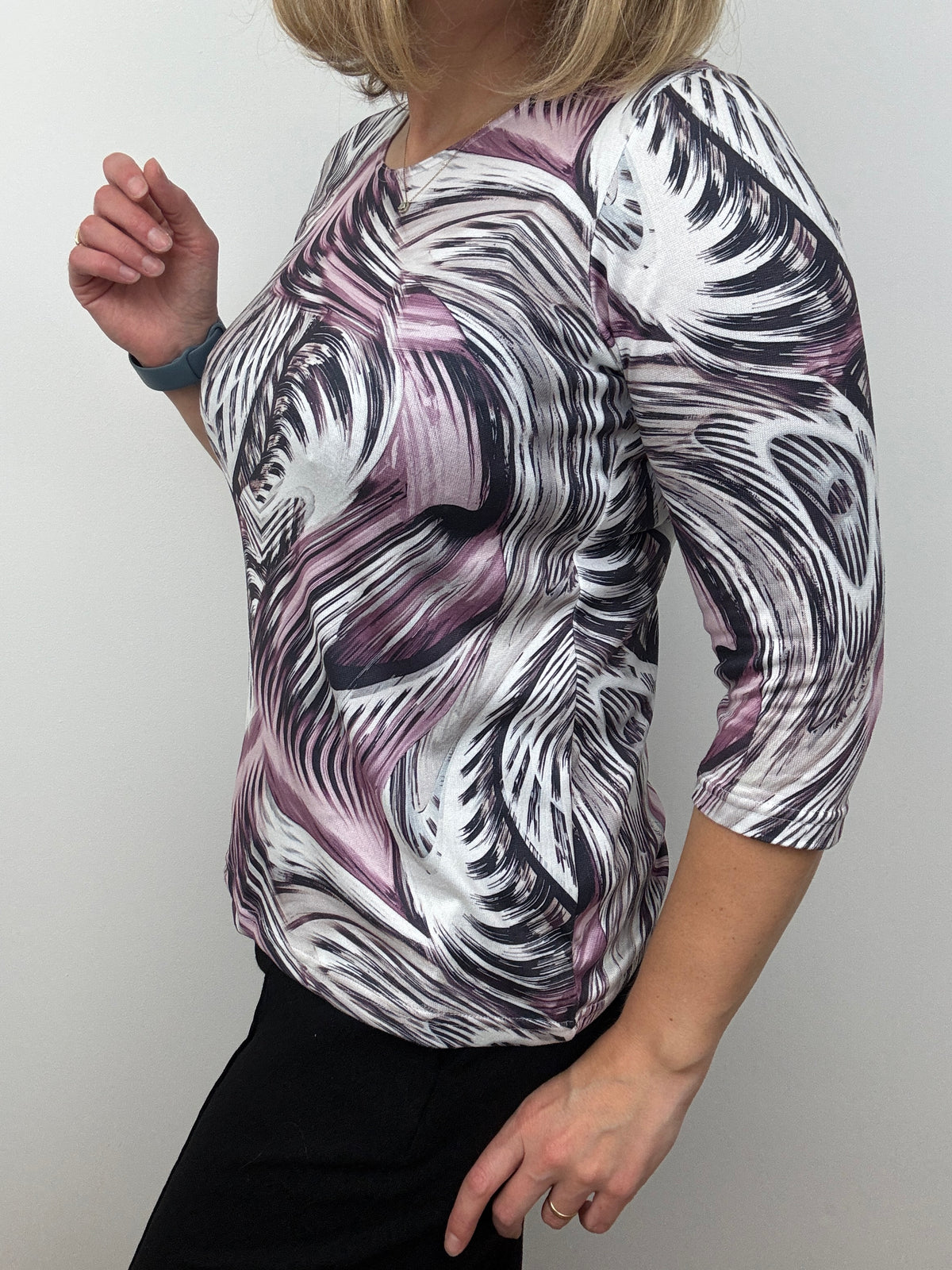DREW fine knit style top