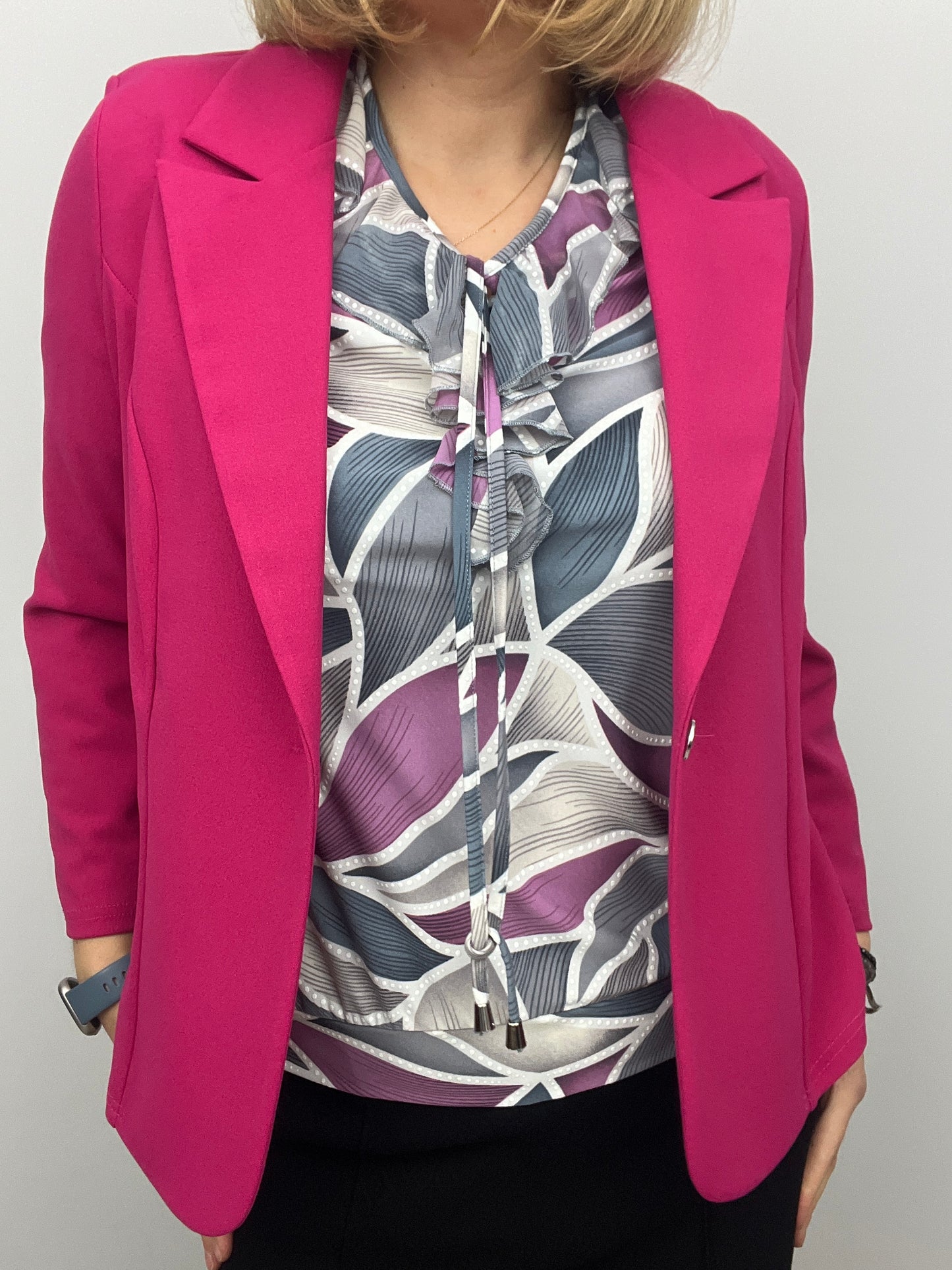 Fuchsia fabric jacket with lapel collar