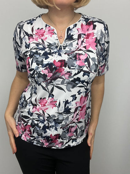 QUINN Mini v-neck top