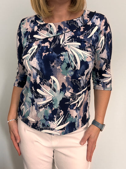 STACY top with turndown neckline