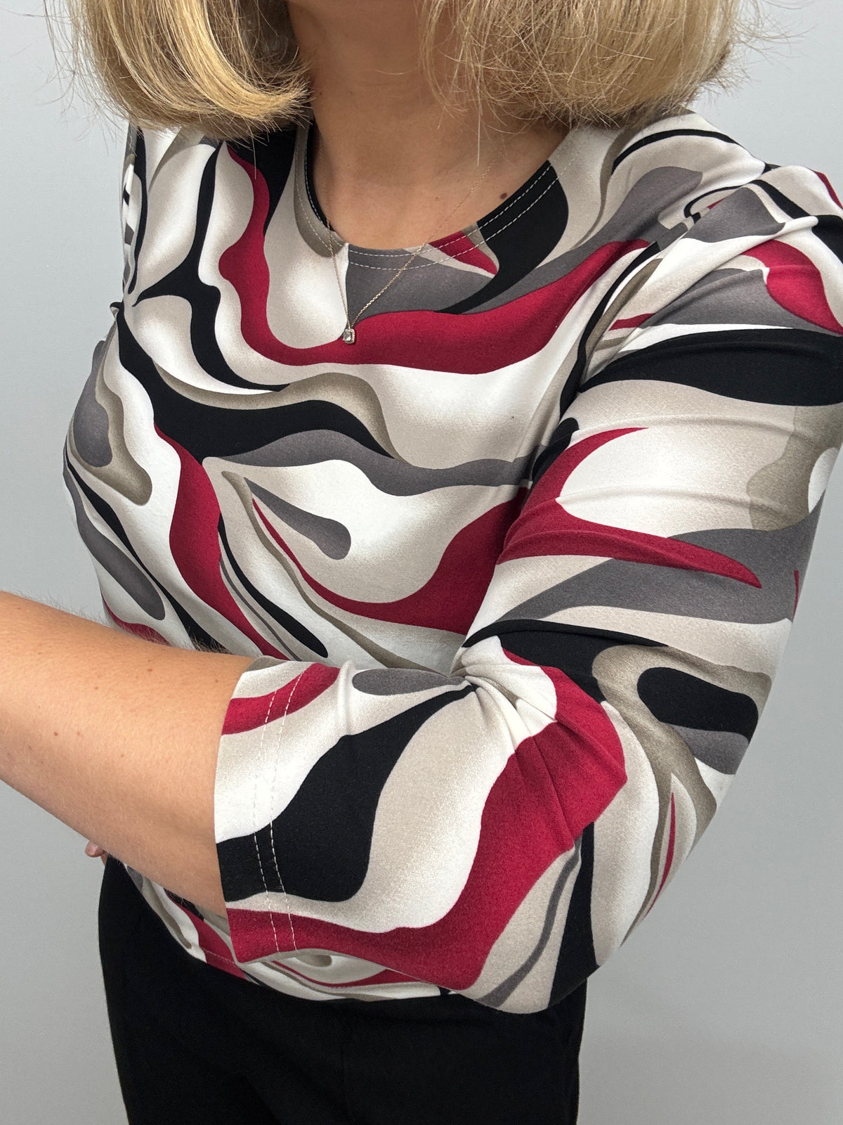 LYNDA peachy feeling style top 3/4 sleeves