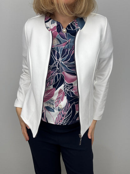 ANNABEL top with notch neckline