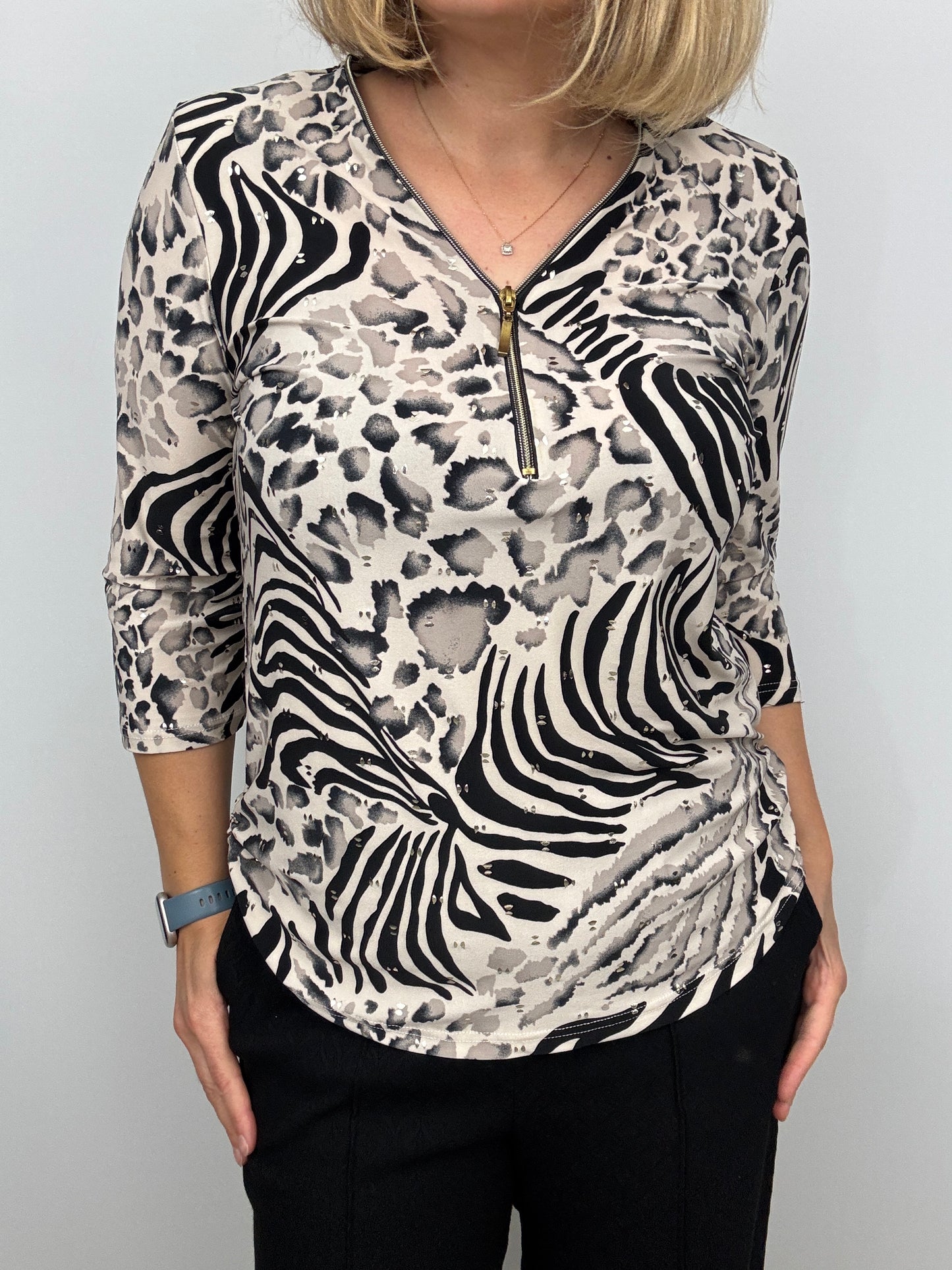 MAJELLA animal print 3/4 sleeve zip top