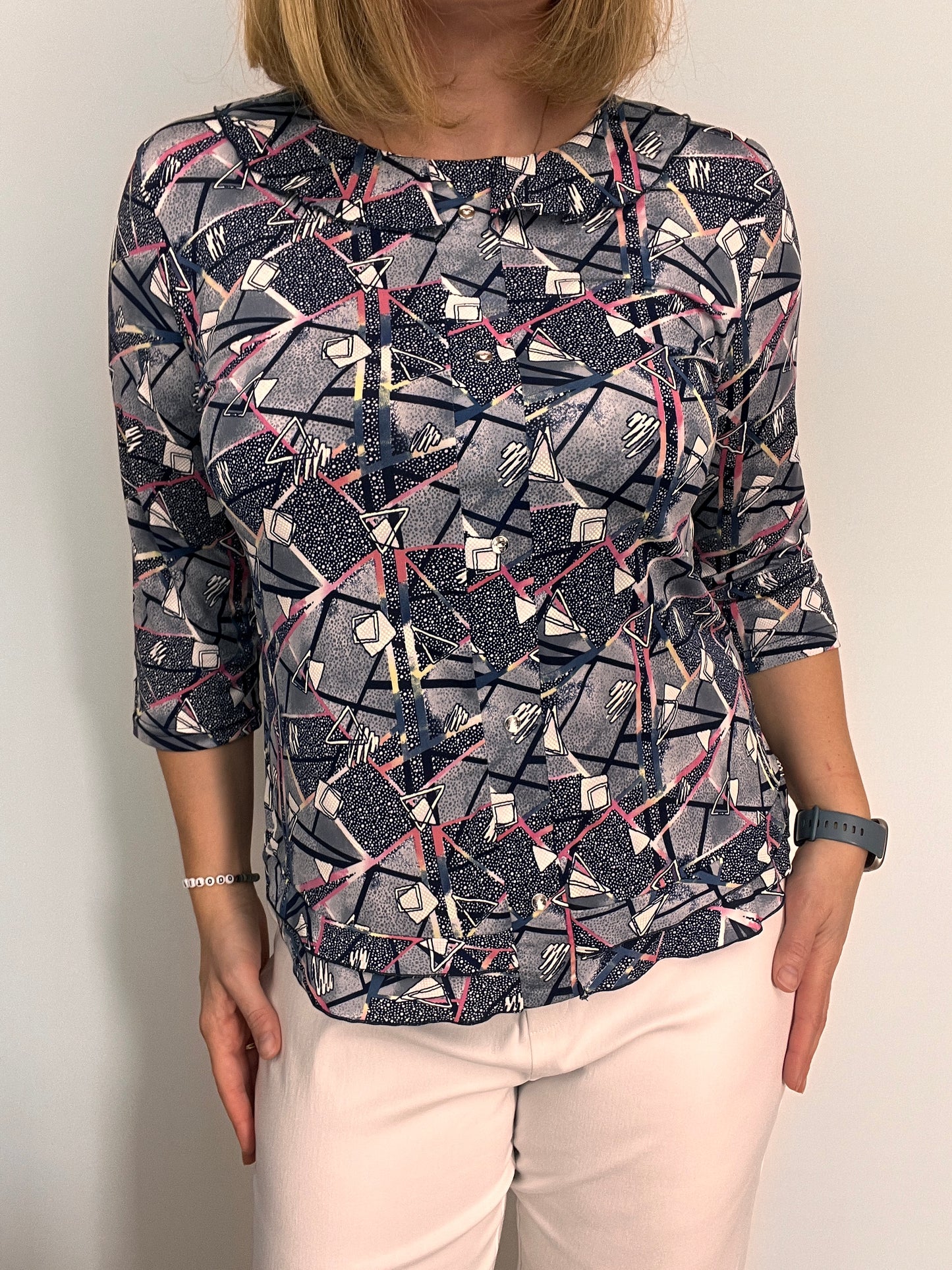 BETTY top with single frill neckline