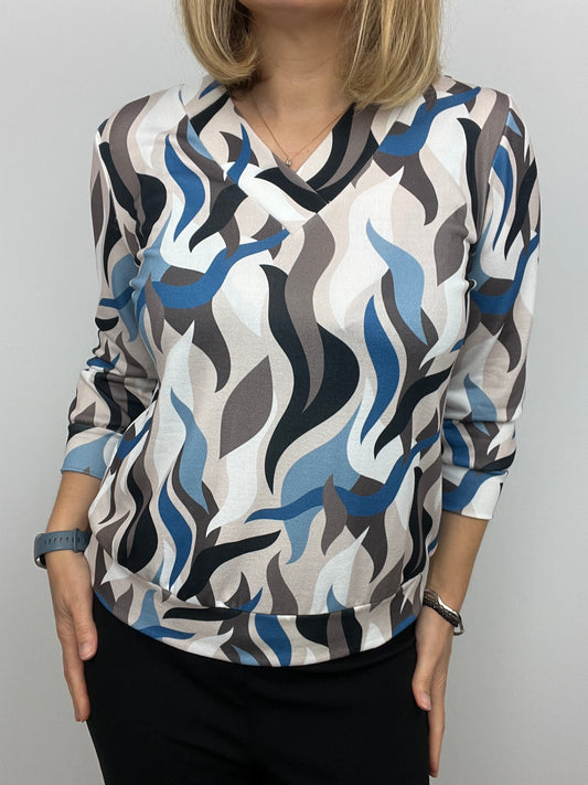 AGATHA v-neck transitioning top