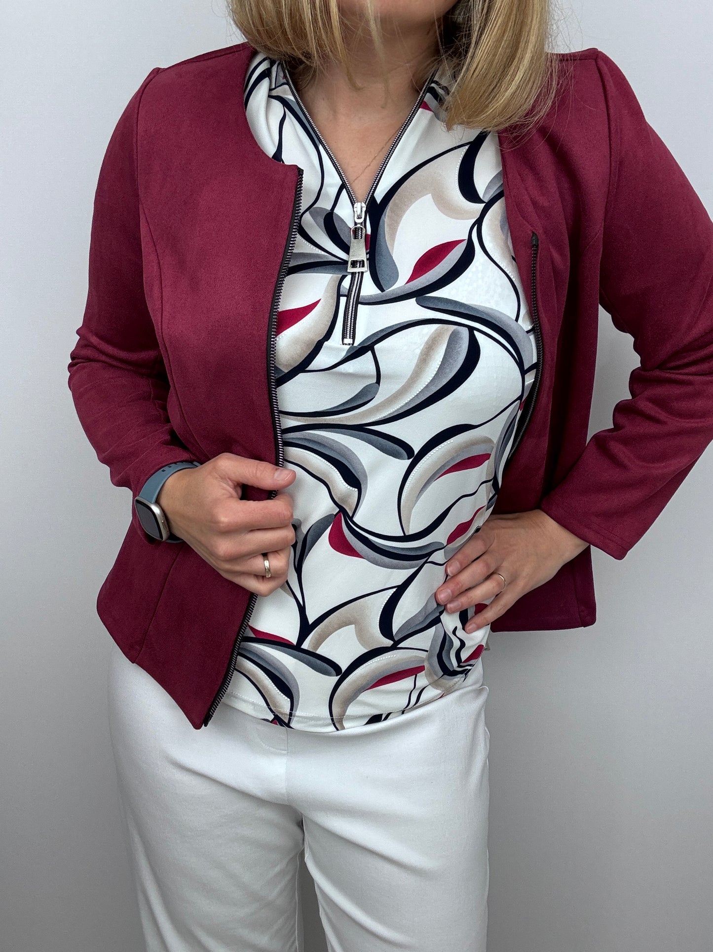 KAREN short sleeve zip top