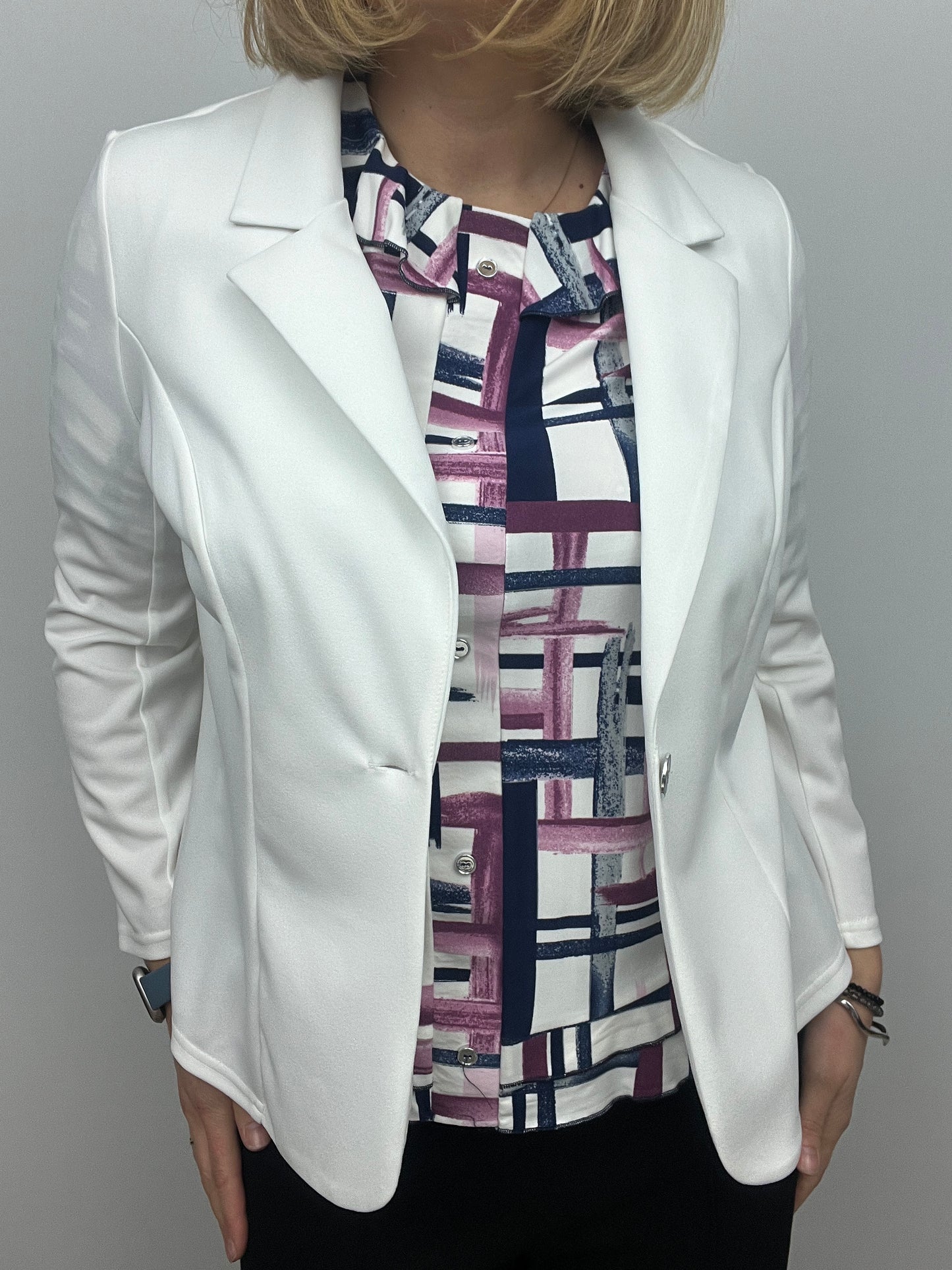 Cream fabric jacket with lapel collar