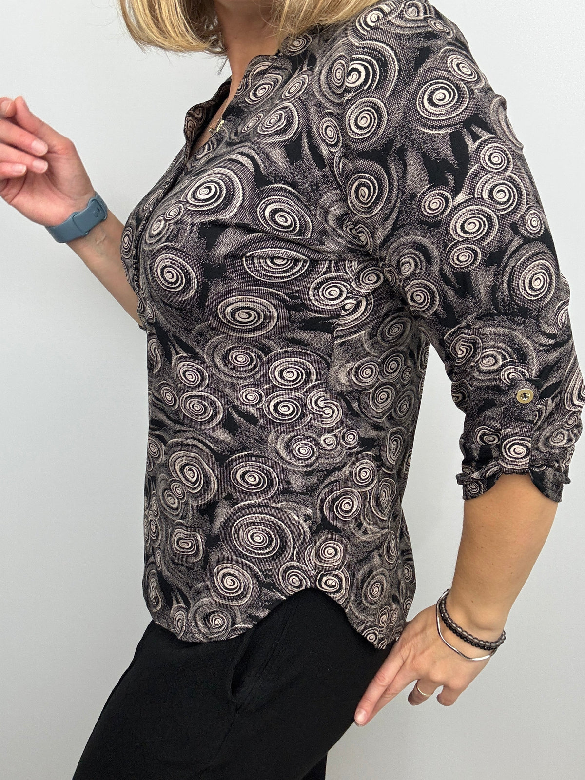 ANDREA autumn weight stand-up collar top