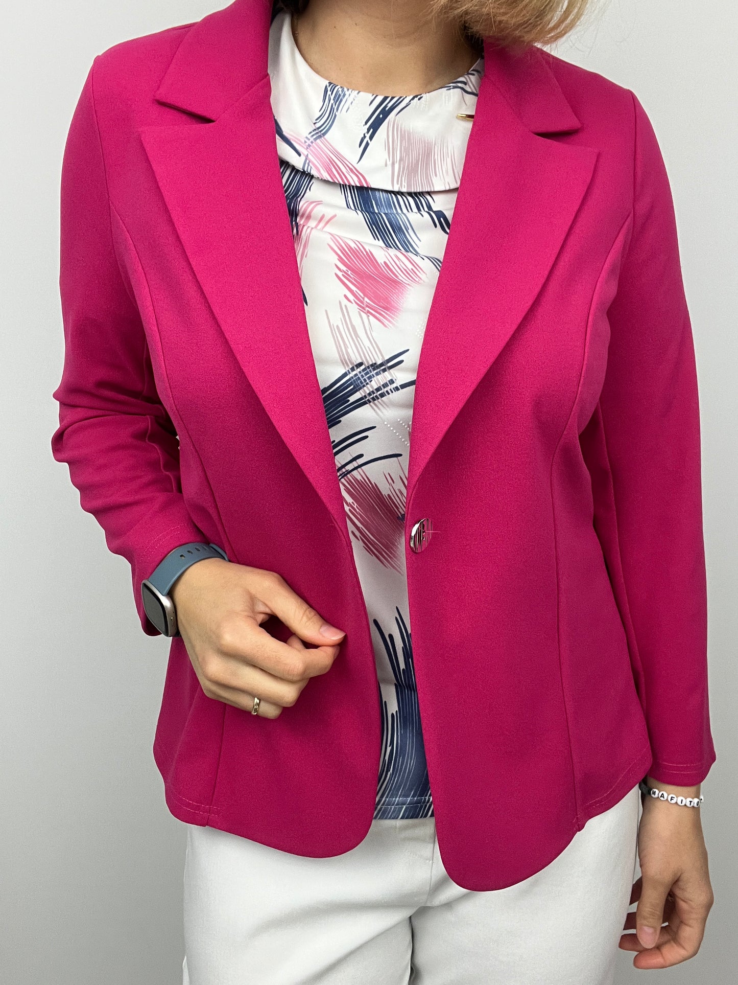 Fuchsia fabric jacket with lapel collar