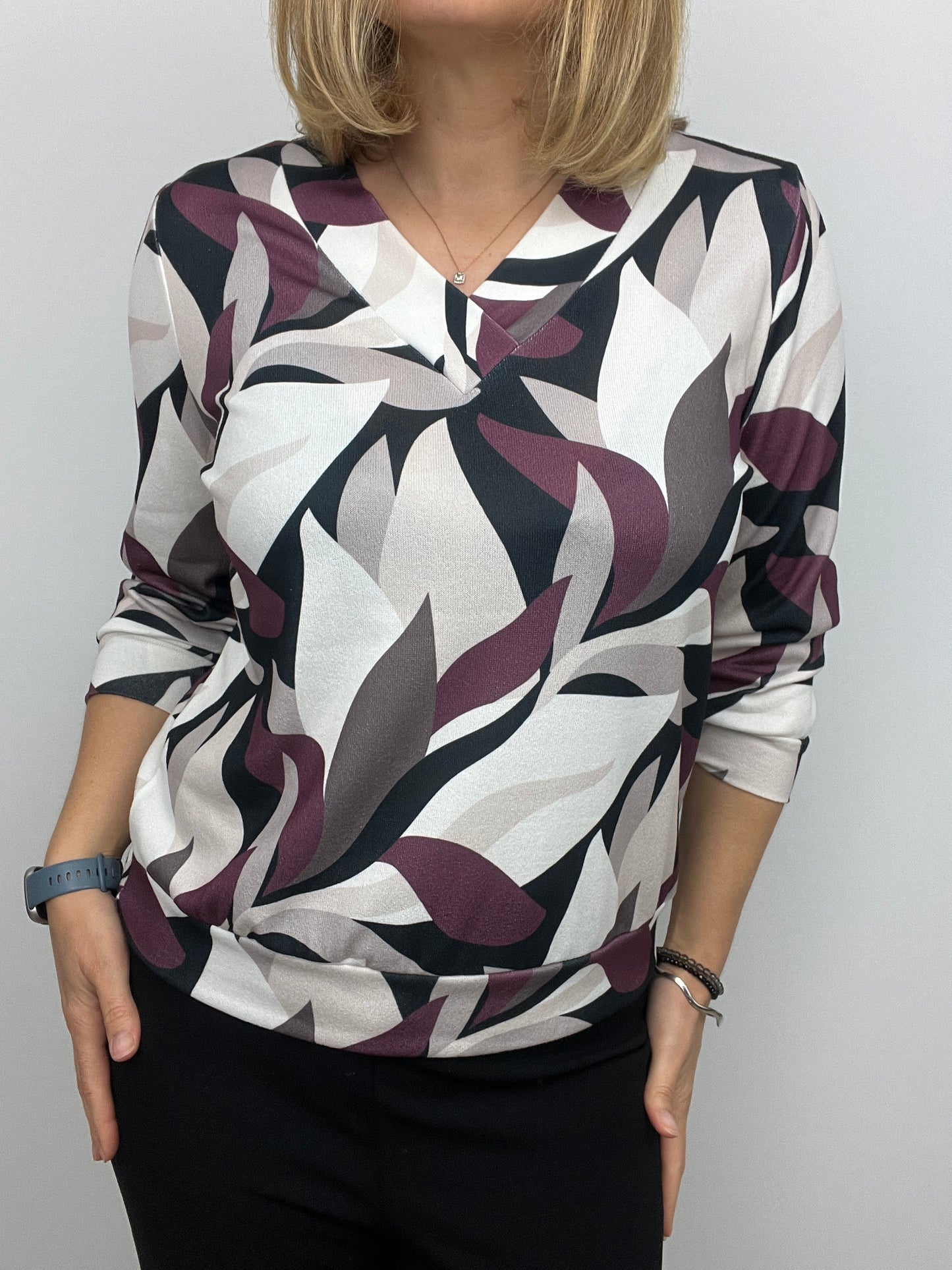 SOPHIE v-neck fine-knit top 3/4 sleeves