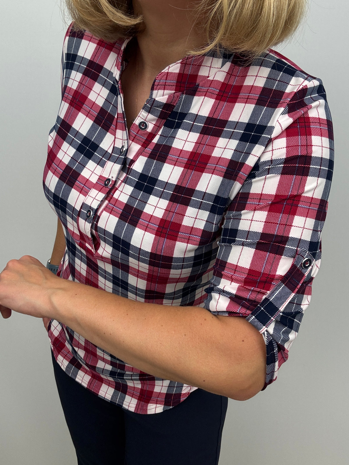 ERICA check stand-up collar top