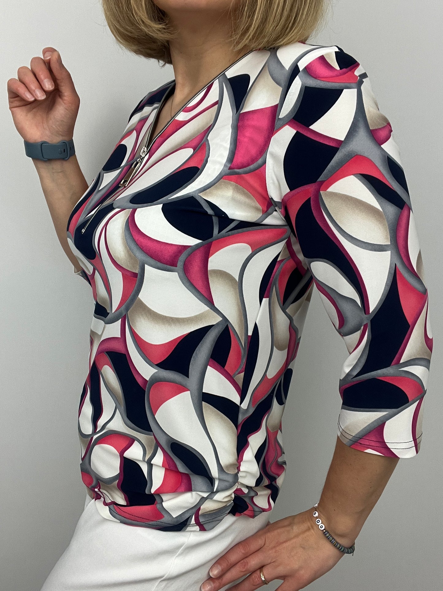 KARLA 3/4 sleeve zip top