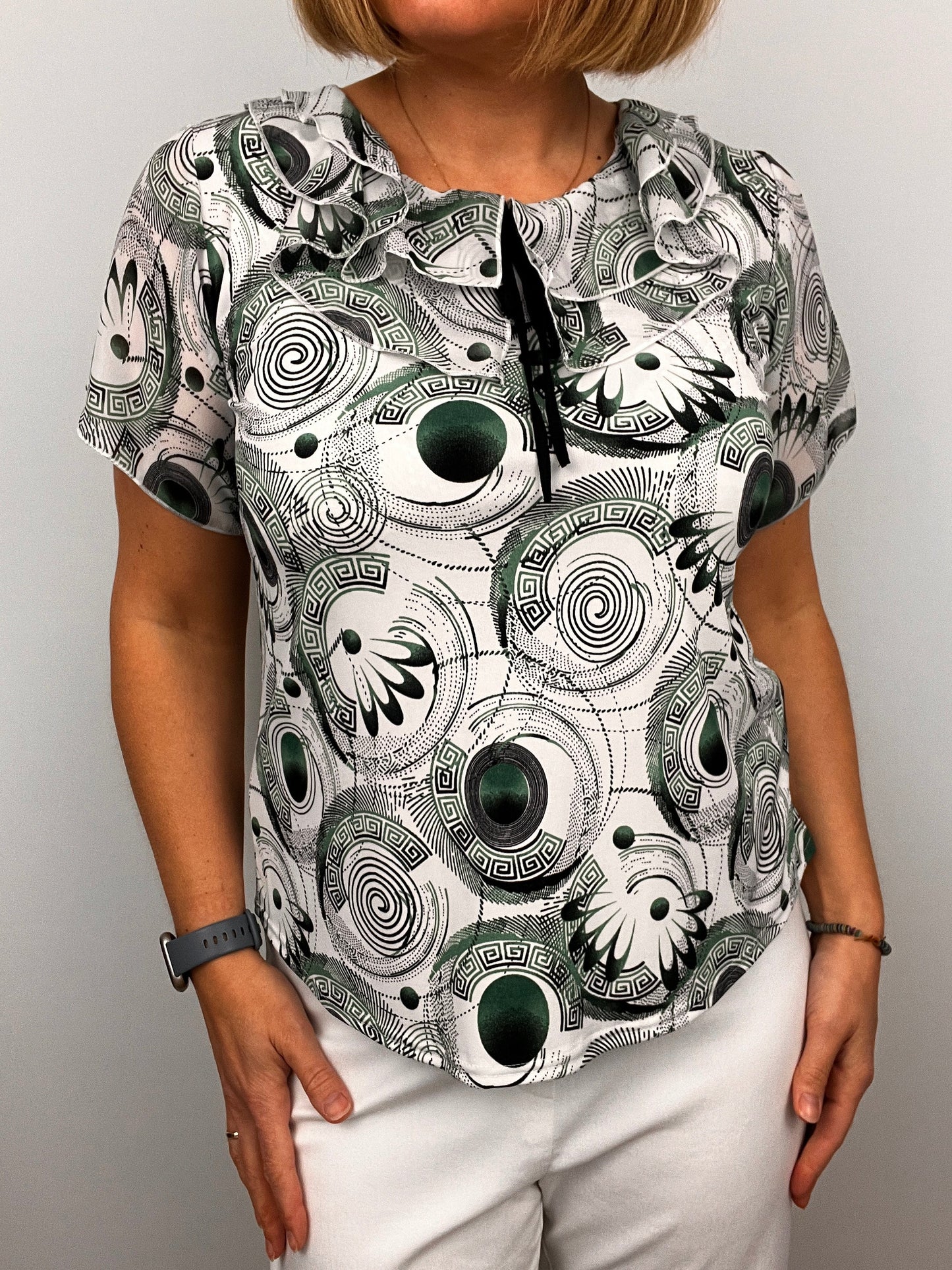 ELLA GRACE Double ruffle round neck top with short sleeve