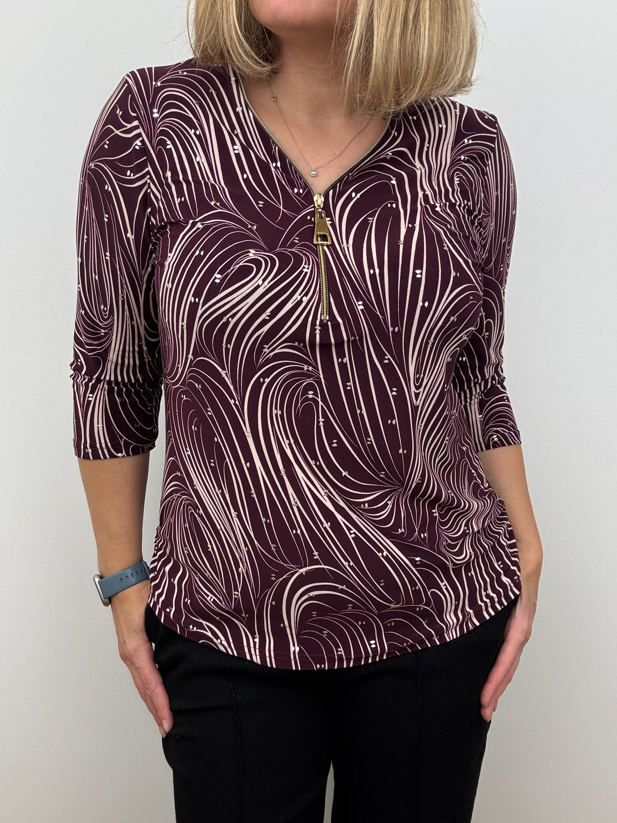 PAM burgundy 3/4 sleeve zip top