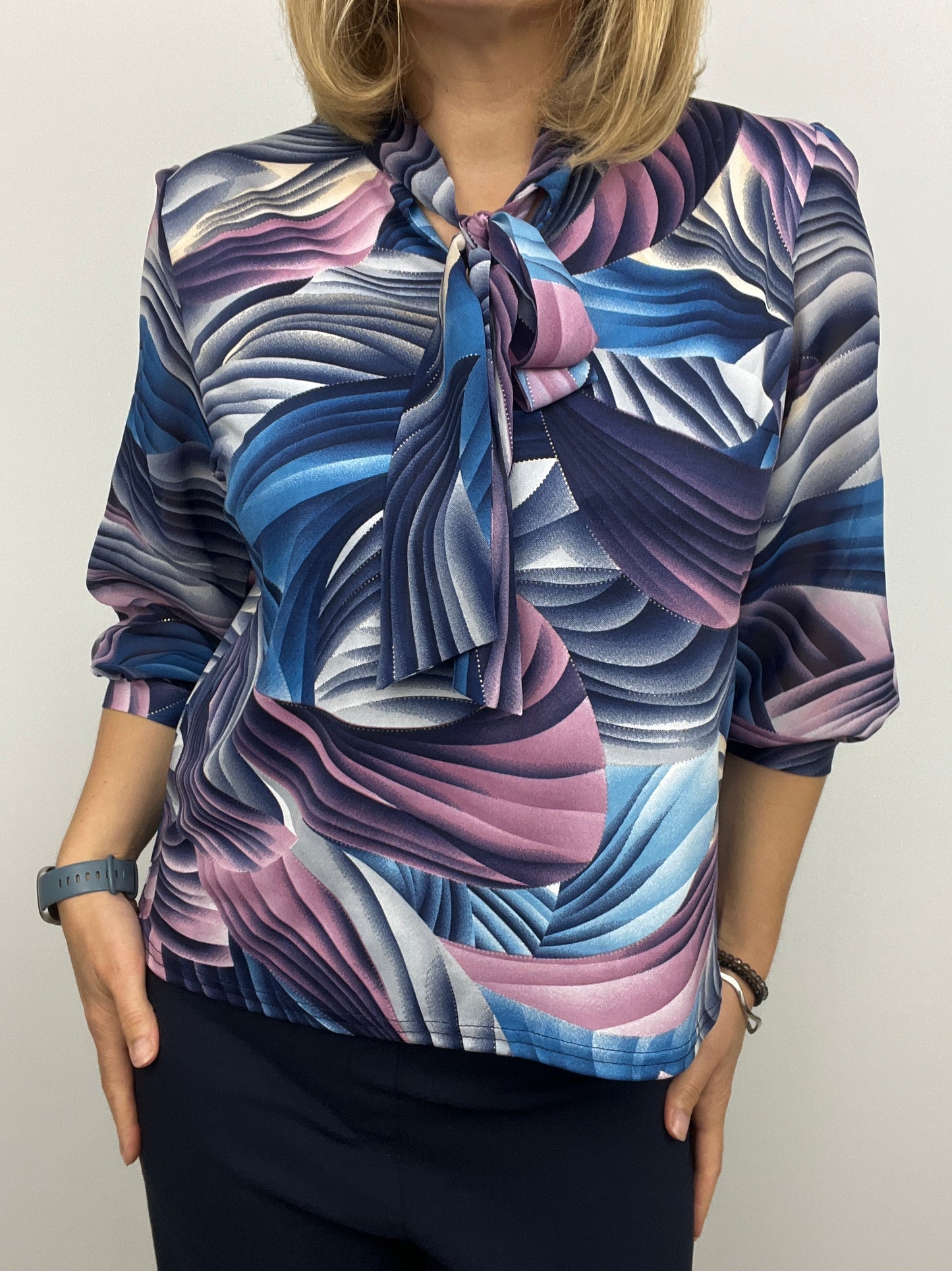 DOMINIQUE top with bow tie neck